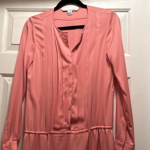 DVF Pink Button Down Silk Dress with drawstring waist tie - Picture 5 of 9
